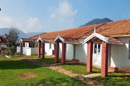 Hilltop View Camp and Cottages